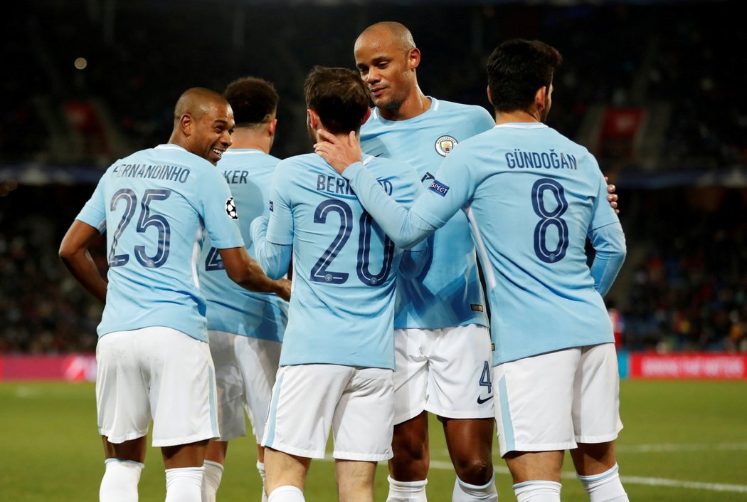 Fotbalisté Manchesteru City duel v Basileji zvládli