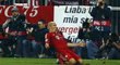V koncert Bayernu se proměnilo úvodní semifinále Ligy mistrů mezi bavorským velkoklubem a Barcelonou. Bayern vyhrál jasně 4:0 a hráči si užívali. Jeden z gólů vstřelil Arjen Robben.