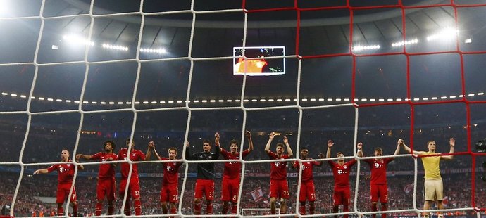 V koncert Bayernu se proměnilo úvodní semifinále Ligy mistrů mezi bavorským velkoklubem a Barcelonou. Bayern vyhrál jasně 4:0 a hráči si užívali.