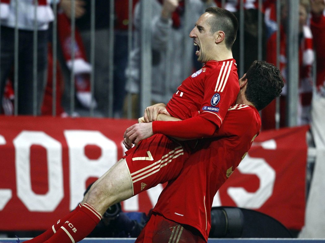 Francouzský záložník Frank Ribéry (nahoře) patřil ke klíčovým hráčům Bayernu při výhře nad Basilejí