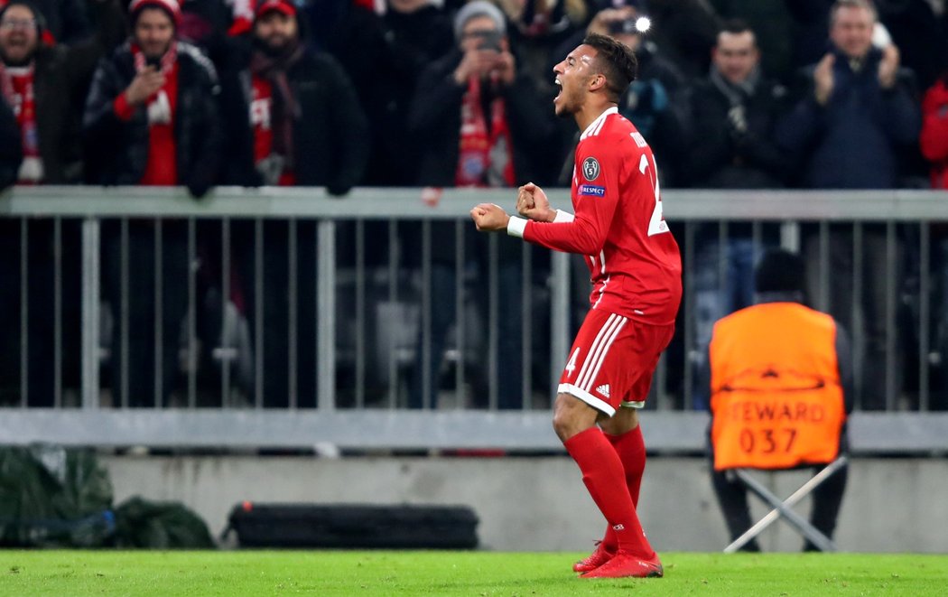 Corentin Tolisso slaví svou druhou branku v zápase