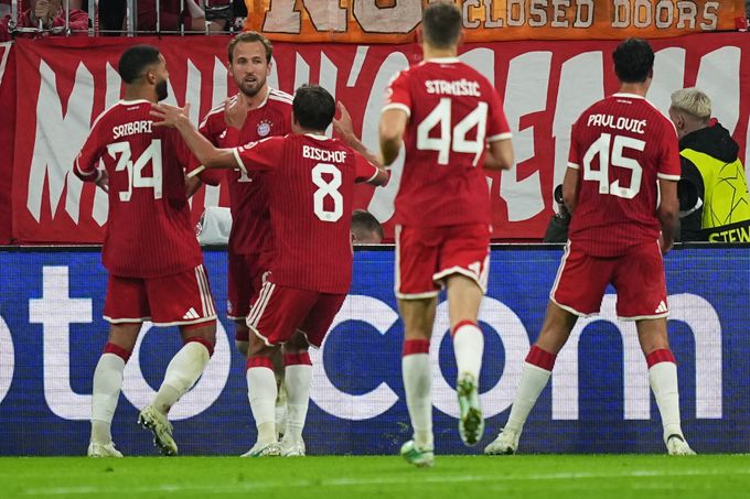 LM ONLINE: Bayern - Arsenal 2:2. Como deklasovalo United! Real hostí Lipsko LM ONLINE: Bayern - Arsenal 2:2. Como deklasovalo United! Real hostí Lipsko