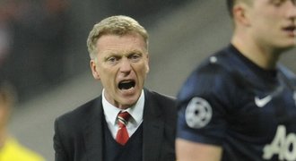 Fanoušci United nadávají na Moyese: Proboha, proč nechal hrát Rooneyho?!