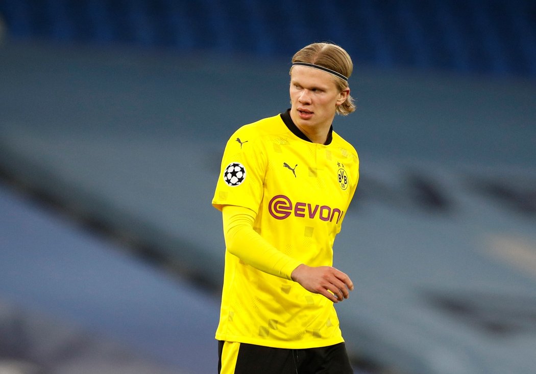 Norský útočník Borussie Dortmund Erling Haaland na začátku utkání proti Manchesteru City