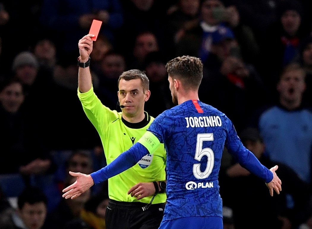 Chelsea v prvním utkání osmifinále Ligy mistrů doma na hřišti pohořela