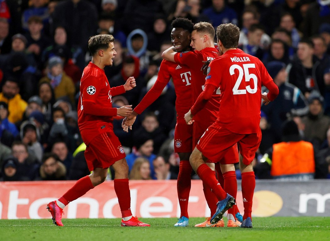 Bayern v Londýně úřadoval, v prvním vzájemném utkání nasázel Chelsea 3 góly