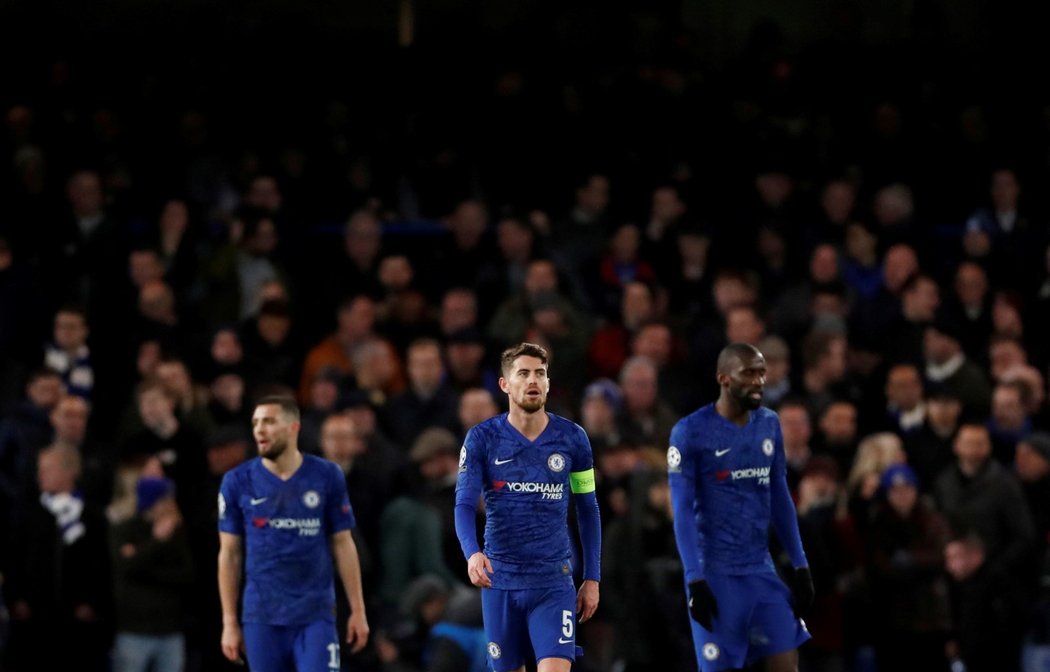 Chelsea v prvním utkání osmifinále Ligy mistrů doma na hřišti pohořela