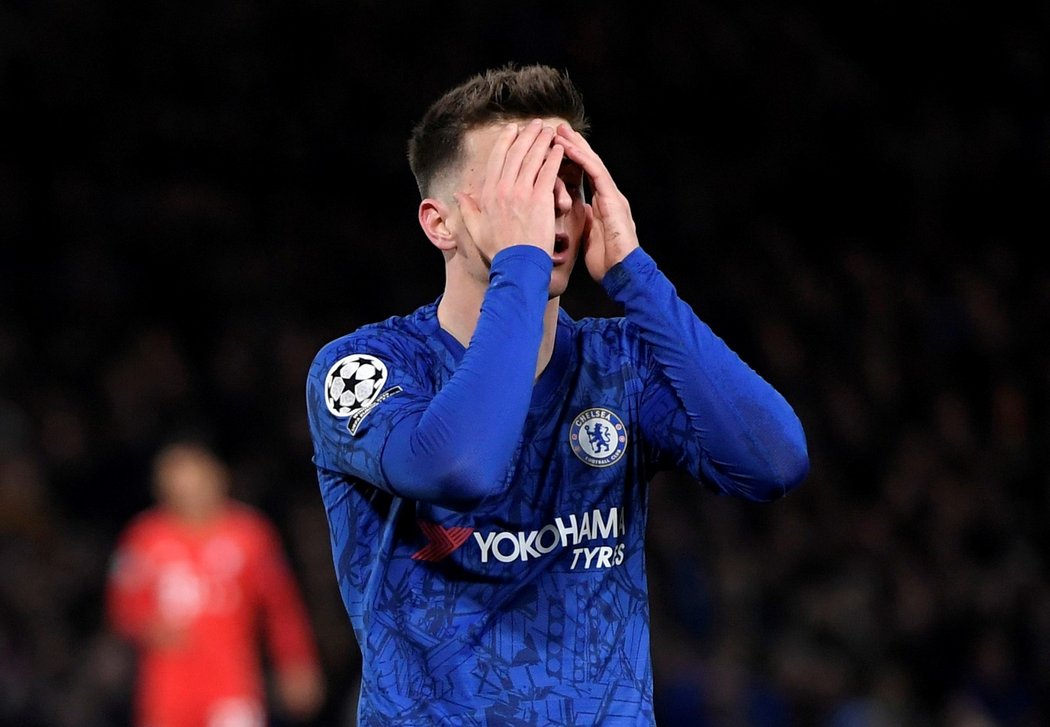 Chelsea v prvním utkání osmifinále Ligy mistrů doma na hřišti pohořela