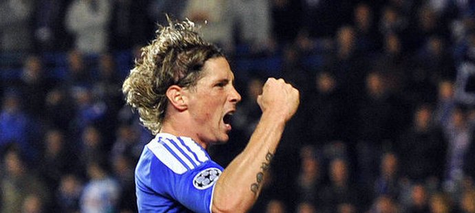 Fernando Torres se raduje ze svého gólu do sítě Genku