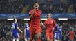 Thiago Silva se raduje z gólu, který znamenal pro PSG postup přes Chelsea