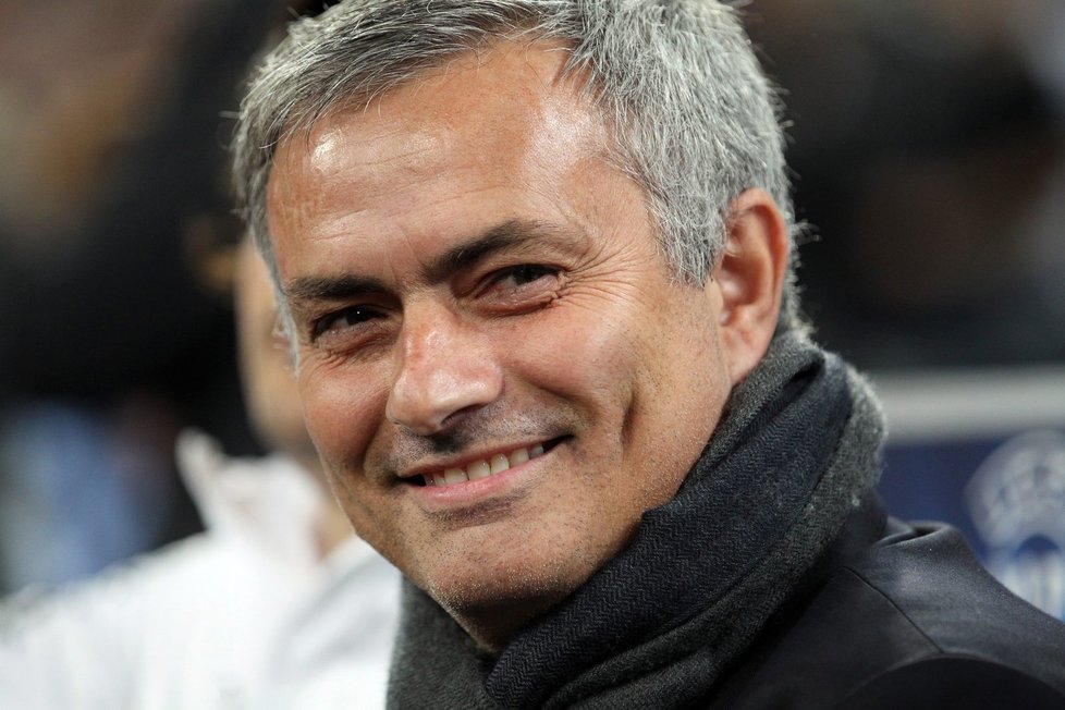 Kouč Chelsea José Mourinho musel být šťastný. Schalke 04 padlo proti jeho Chelsea 0:3