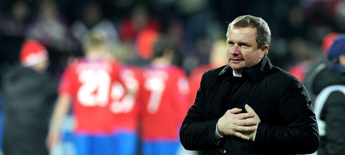 Pavel Vrba si vychutnává svůj poslední zápas na lavičce Viktorie Plzeň