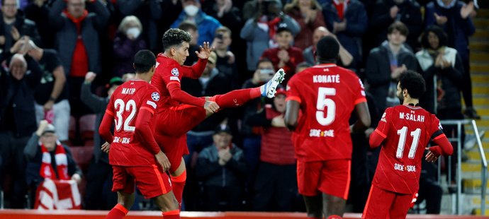 Roberto Firmino ve druhém poločase vstřelil dva góly a zajistil Liverpoolu postup