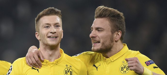 Marco Reus a Ciro Immobile slaví branku do sítě Juventusu