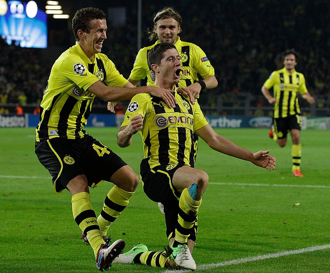 Polský střelec Robert Lewandowski rozjásal Dortmund. Díky jeho trefě vyhrála Borussia nad Ajaxem 1:0.