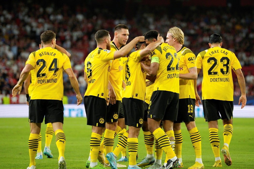 Dortmund se radují ze vstřeleného gólu