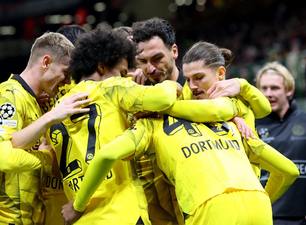 Borussia Dortmund si zajistila postup do osmifinále