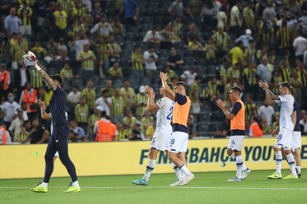 Odvetné utkání 2. předkola Ligy mistrů mezi tureckým Fenerbahce a Dynamem Kyjev