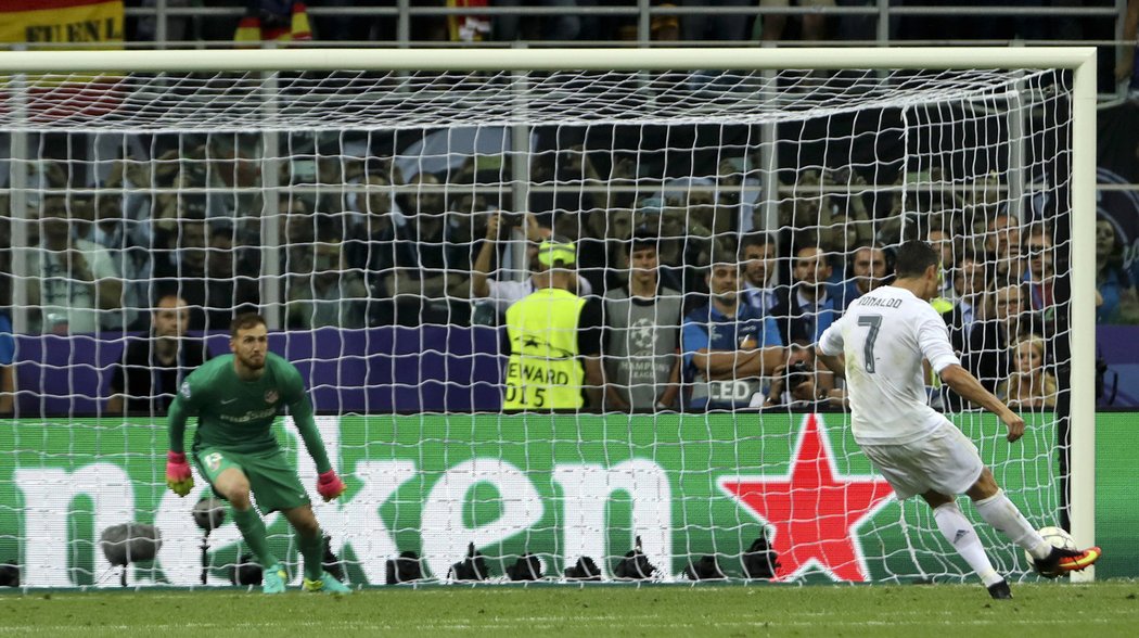 Je hotovo. Cristiano Ronaldo proměnil penaltu a Real Madrid vyhrál Ligu mistrů.