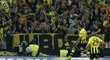 Ilkay Gündogan proměnil ve finále Ligy mistrů penaltu a Dortmund díky tomu vyrovnal stav bitvy s Bayernem na 1:1