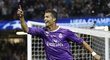 Je to tam! Cristiano Ronaldo se raduje ze své druhé trefy proti Juventusu