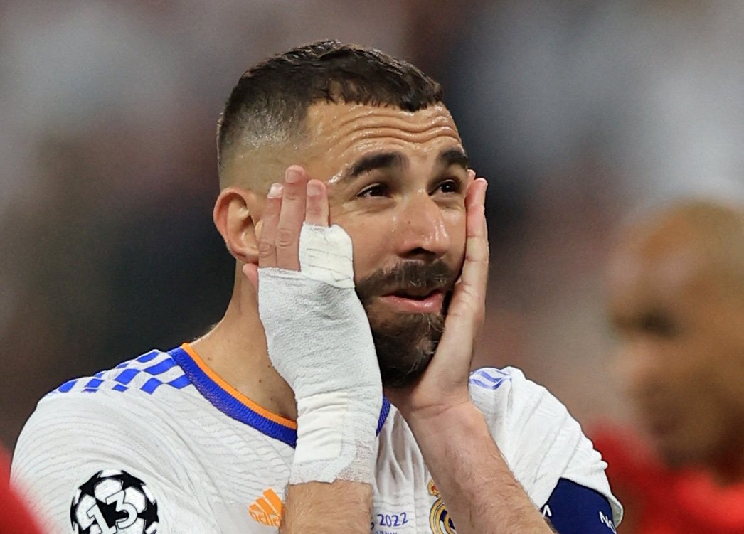 Útočník Realu Karim Benzema během prvního poločasu finále Ligy mistrů proti Liverpoolu