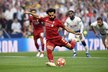 Mohamed Salah proměnil pokutový kop nařízený ve druhé minutě finále Ligy mistrů
