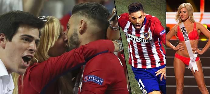 Fotbalista Atlétika Madrid Yannick Carrasco běžel po vyrovnání ve finále Ligy mistrů proti Realu za svou přítelkyní pro pusu