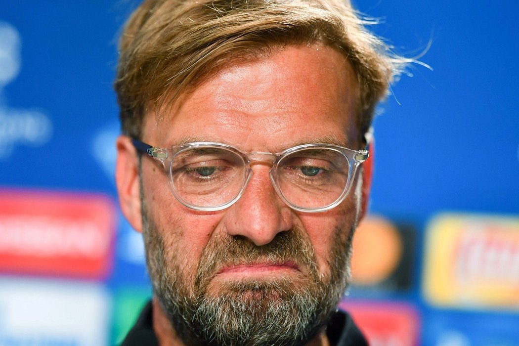 Kouč Liverpoolu Jürgen Klopp na tiskové konferenci