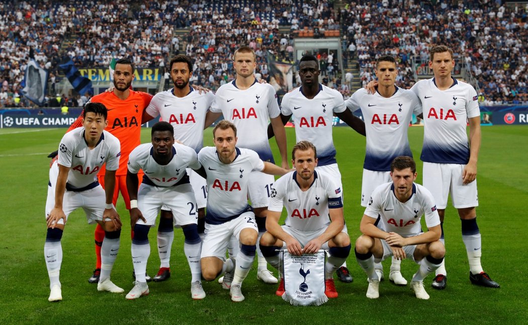 Fotbalisté Tottenhamu před prvním zápasem ve skupině Ligy mistrů