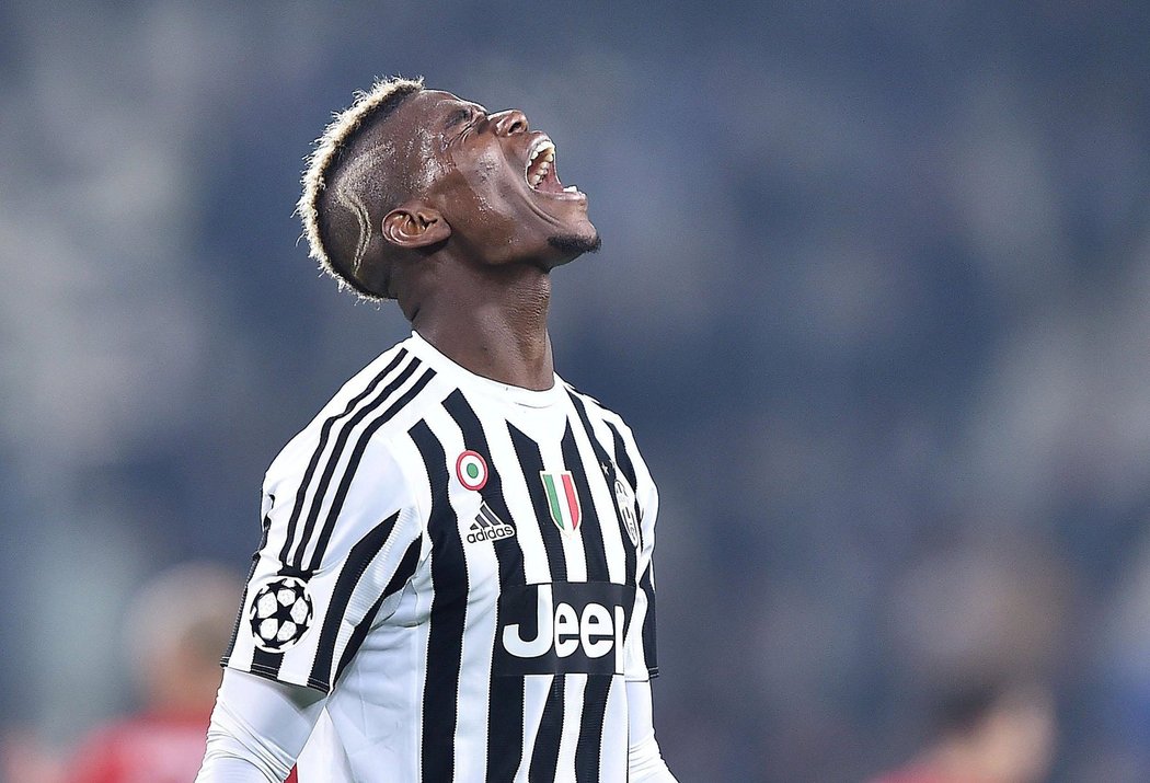 Záložník Paul Pogba a jeho emoce v utkání s Bayernem