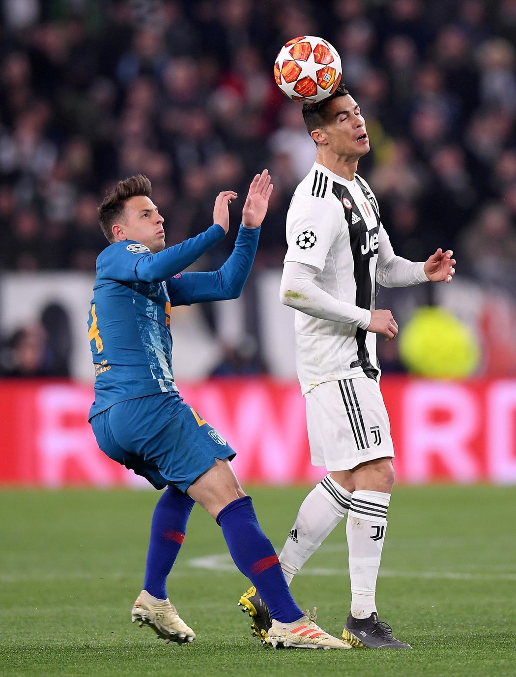 Útočník Juventusu Cristiano Ronaldo v akci