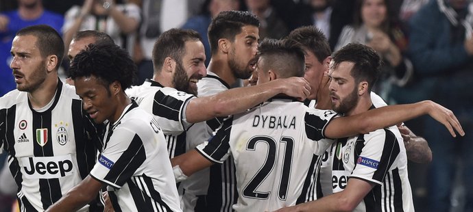 Juventus začal ideálně, po první půli vede už 2:0