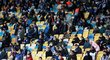 Fotbaloví fanoušci na utkání Ligy mistrů mezi Dynamem Kyjev a Juventusem