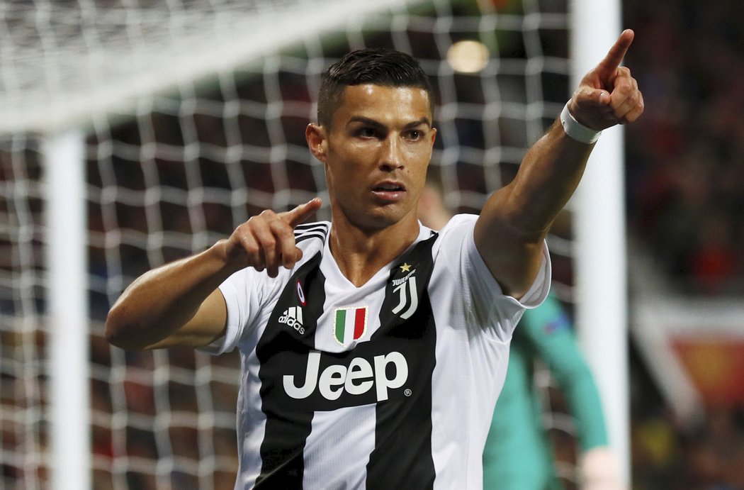 Ronaldo se poprvé podíval na Old Trafford, kde strávil několik let, jako hráč Juventusu