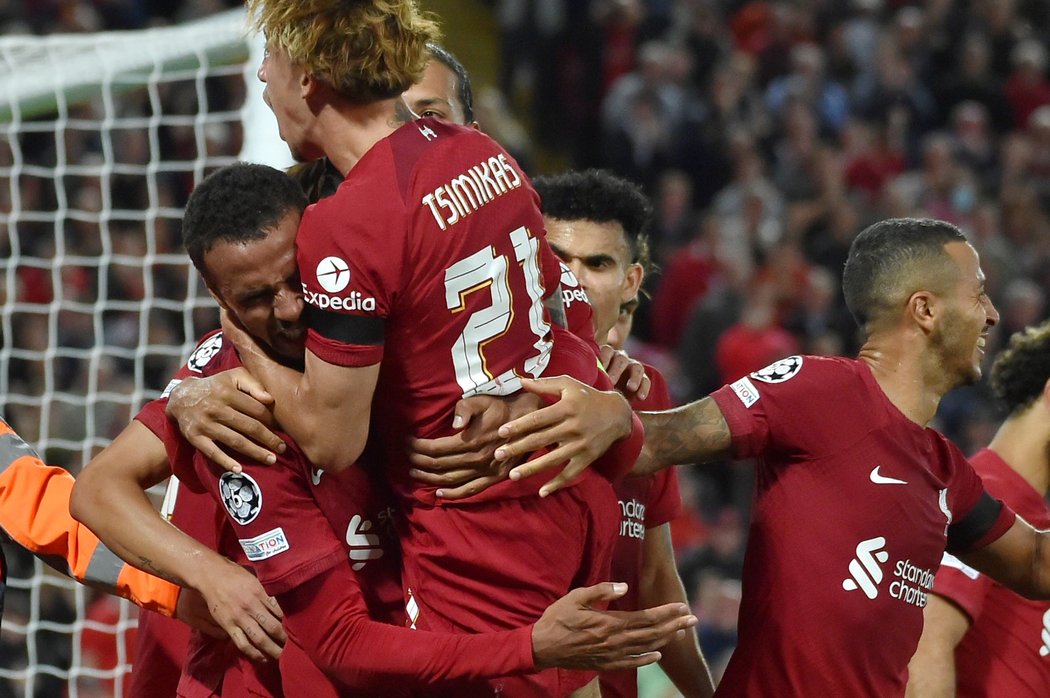 Liverpool urval výhru proti Ajaxu až v úplném závěru
