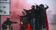 Fanoušci Liverpoolu a Říma se před zápasem zapojili do násilných střetů