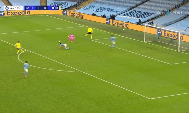 SESTŘIH LM: City - Dortmund 2:1. Foden trefil výhru pro domácí