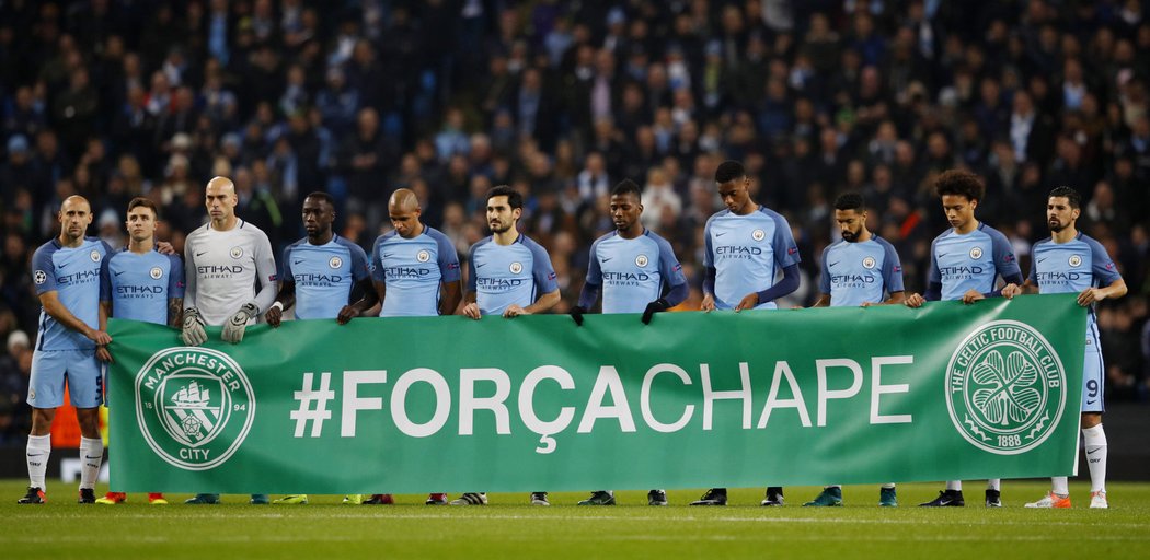 Hráči Manchesteru City zavzpomínali na tragický pád letadla s fotbalisty Chapecoense