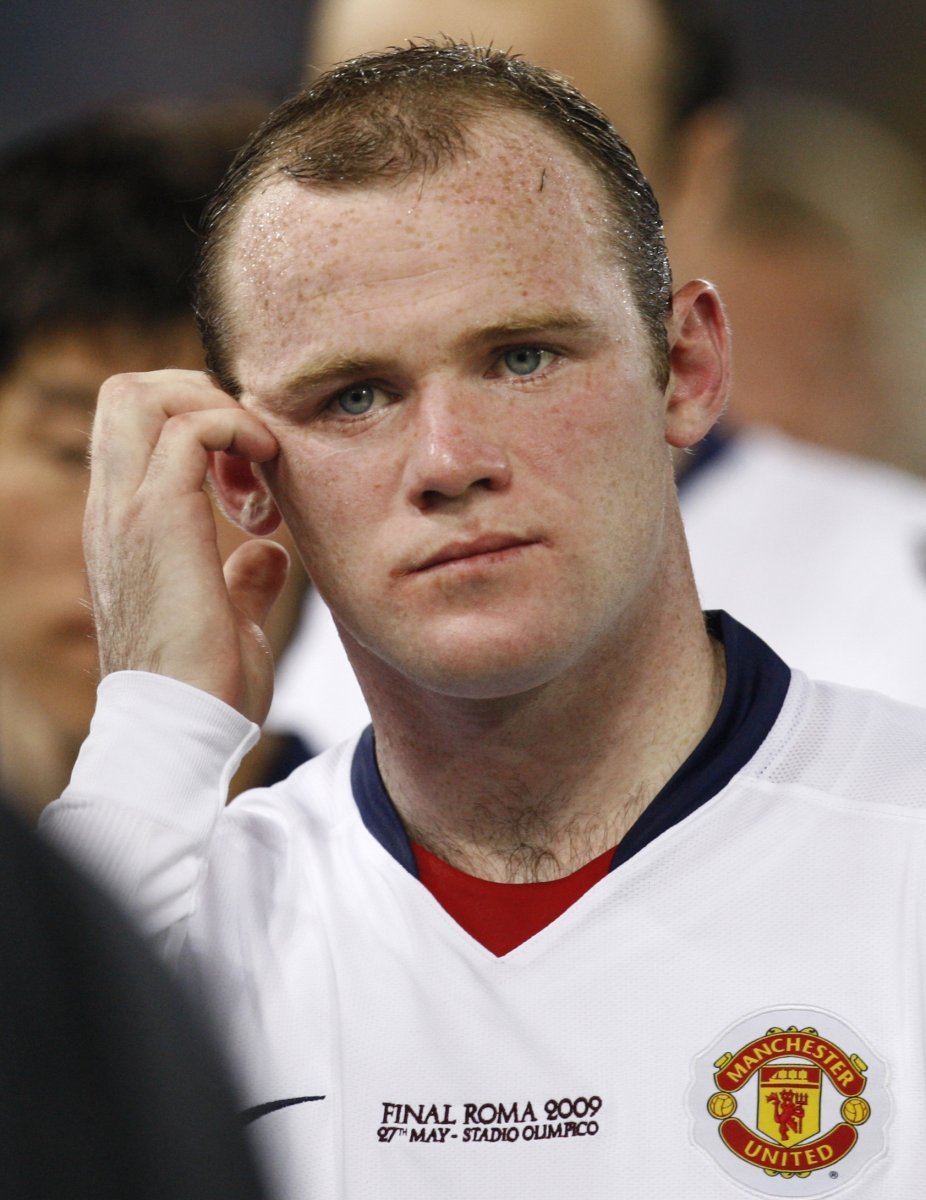 Smutek ve výrazu Waynea Rooneyho.