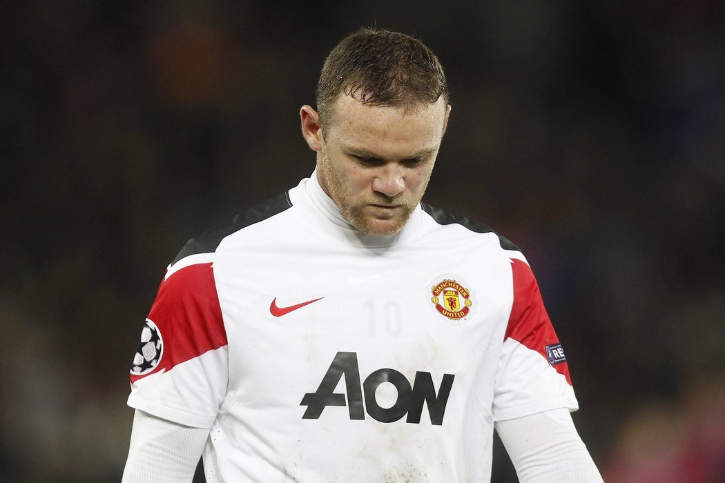 Wayne Rooney začíná vstřebávat zklamání z konce v Lize mistrů. Po prohře s Basilejí Manchester United bude na jaře pokračovat jen v Evropské lize, ve které může narazit na Plzeň