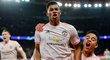 Hráči Manchesteru United slaví postup do čtvrtfinále LM po vítězství 3:1 nad PSG