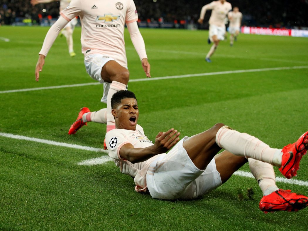 Obrovská euforie hráčů Manchesteru United po brance na 3:1