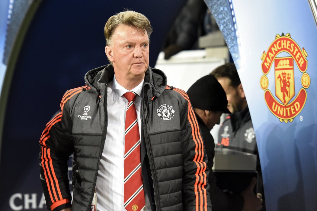 Trenér United Louis van Gaal tvrdí, že tým je silnější než v minulé sezoně