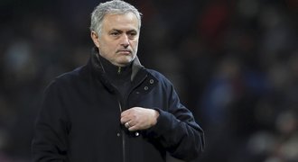 Mourinho je zpět! Stal se trenérem Tottenhamu, nahradil Pochettina