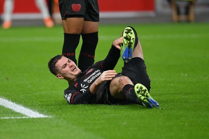 Proč Schick proti Newcastlu nedohrál? Nucené střídání a nejistý návrat: Nevypadá to dobře Proč Schick proti Newcastlu nedohrál? Nucené střídání a nejistý návrat: Nevypadá to dobře