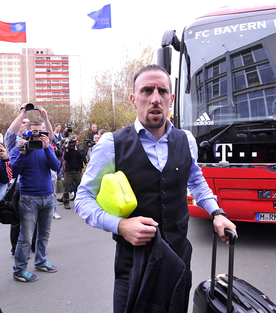 Největší hvězda Bayernu Mnichov Franck Ribéry po příjezdu do Plzně