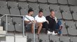 David Hovorka, Ladislav Takács a Michael Krmenčík na tribuně před startem odvety proti Ferencvárosi