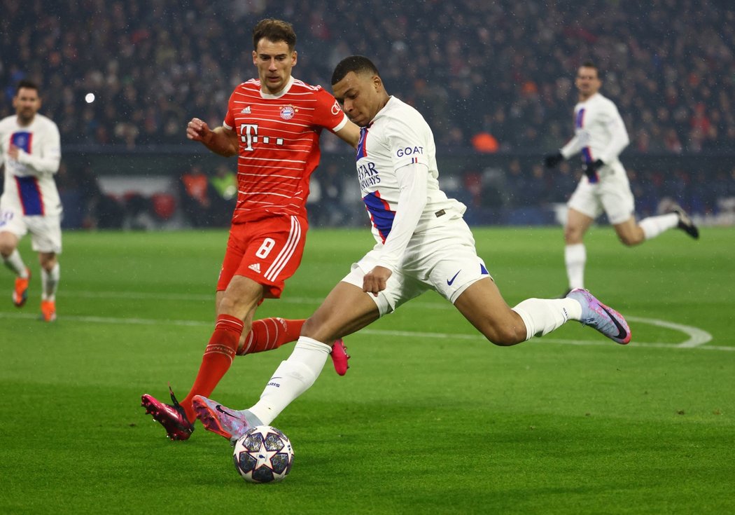 Hvězda PSG Kylian Mbappé v souboji LM proti Bayernu