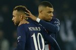 PSG v kleštích, Mbappého ofsajdový nástup. Proč střídal? diví se osobnosti